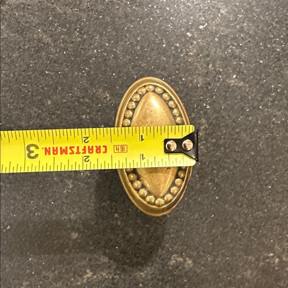 ANTIQUE BRASS OVAL DOOR KNOB WITH BEADING - Picture 6 of 10